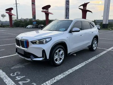 BMW X1 2023 — фото 1