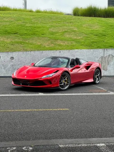 Ferrari F8 2020