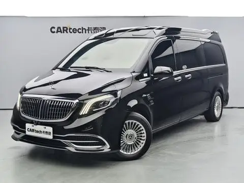 Mercedes-Benz 威霆 2023