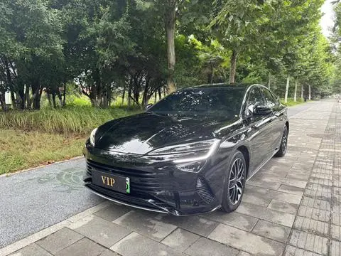 BYD Seal DM 2024 — фото 1
