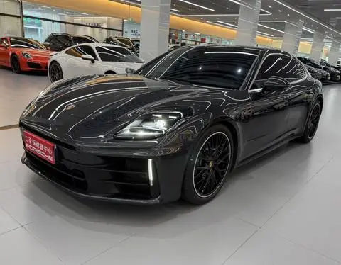 Porsche Panamera 2024