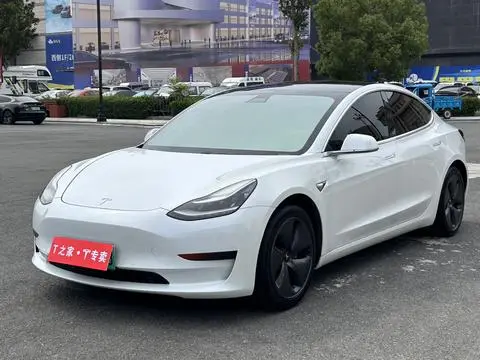 Tesla Model 3 2020 — фото 1