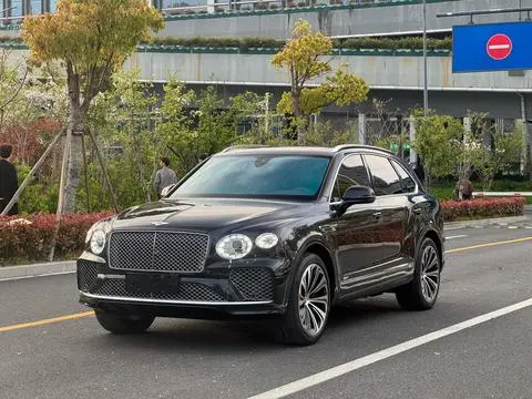 Bentley 添越PHEV 2021
