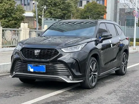 Toyota Crown Kluger 2022