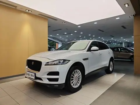 Jaguar F-PACE 2018 — фото 1