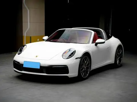 Porsche 911 2023