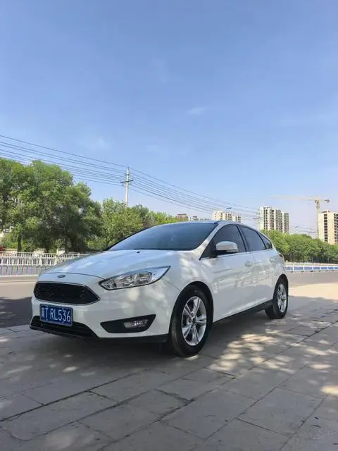 Ford Focus 2017 — фото 1
