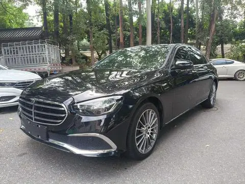 Mercedes-Benz E-Class 2021