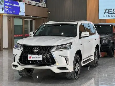 Lexus LX 2019 — фото 1