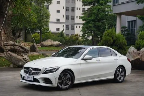 Mercedes-Benz C-Class 2021