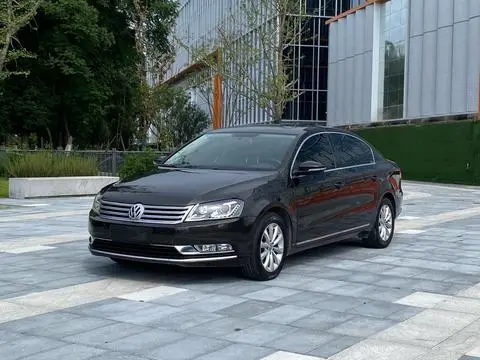 Volkswagen Magotan 2012
