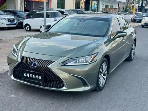 Lexus ES 2018