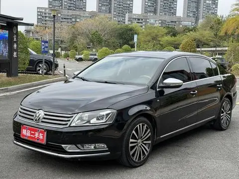 Volkswagen Magotan 2012
