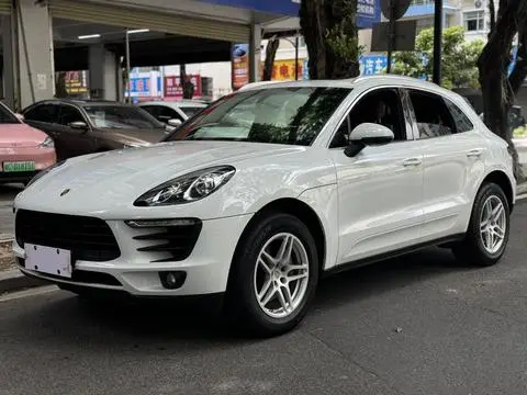 Porsche Macan 2016