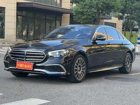 Mercedes-Benz E-Class 2017 — фото 1