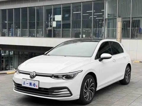 Volkswagen Golf 2021
