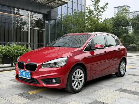 BMW 2 Series 旅行车 2016