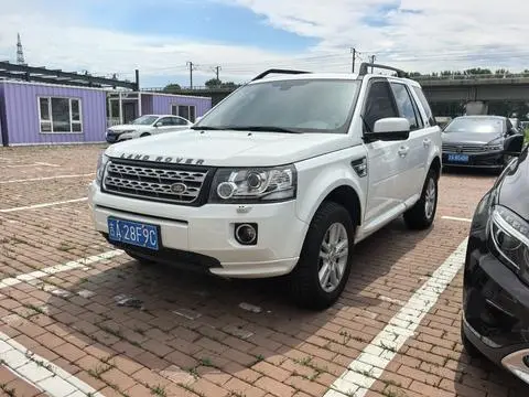 Land Rover 神行者2 2014 — фото 1