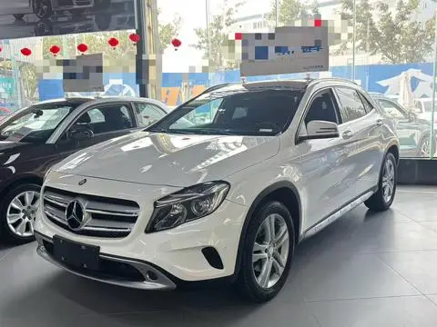 Mercedes-Benz GLA 2016