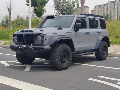 TANK 300 2023