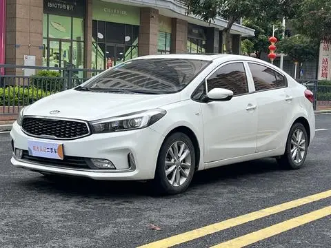 Kia K3 2016 — фото 1