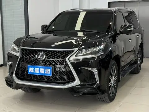 Lexus LX 2017