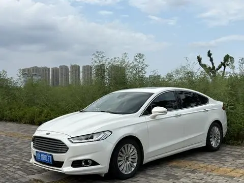 Ford 蒙迪欧 2013