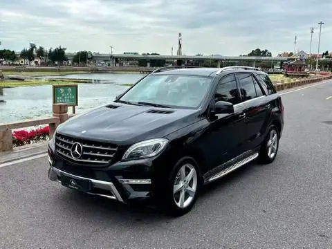 Mercedes-Benz M-Class 2014