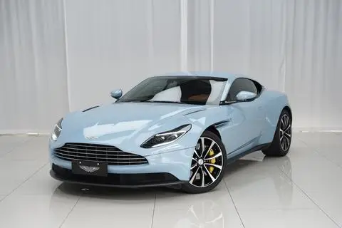 Aston Martin DB11 2019