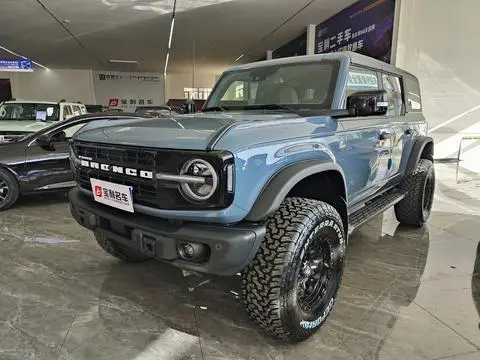 Ford Bronco 2024