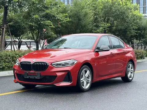BMW 1 Series 2021