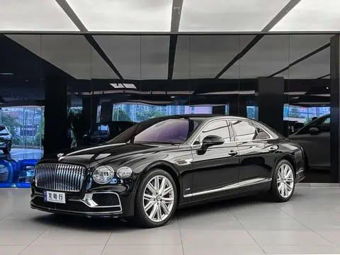 Bentley 飞驰 2020 — фото 1