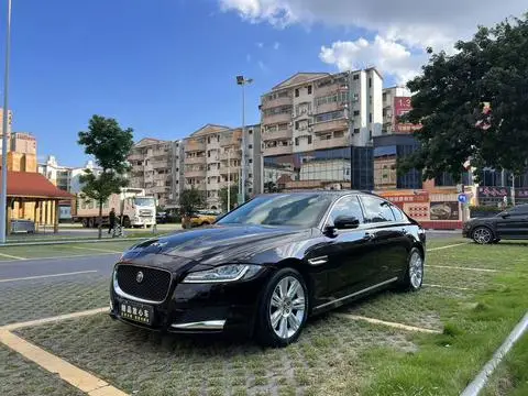 Jaguar XFL 2018