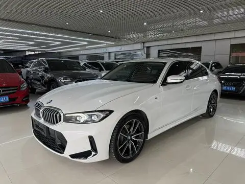 BMW 3 Series 2023 — фото 1