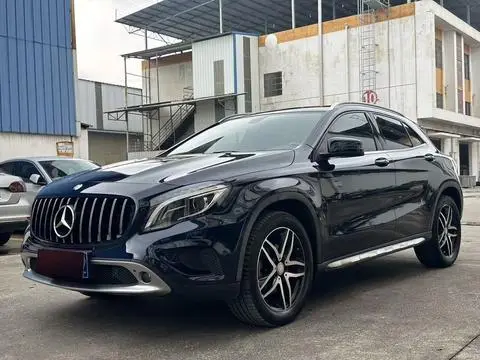 Mercedes-Benz GLA 2015