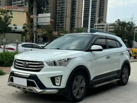 Hyundai ix25 2015 — фото 1