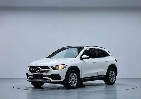 Mercedes-Benz GLA 2020