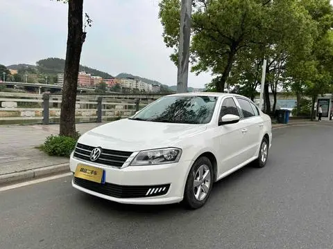 Volkswagen Lavida 2013