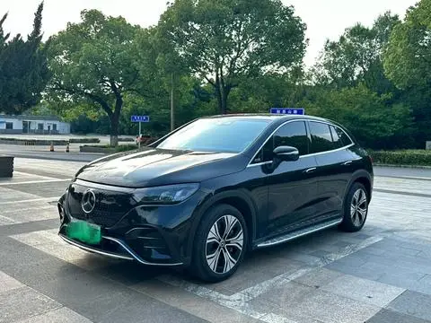 Mercedes-Benz EQE SUV 2024