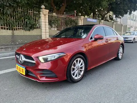 Mercedes-Benz A-Class 2019 — фото 1
