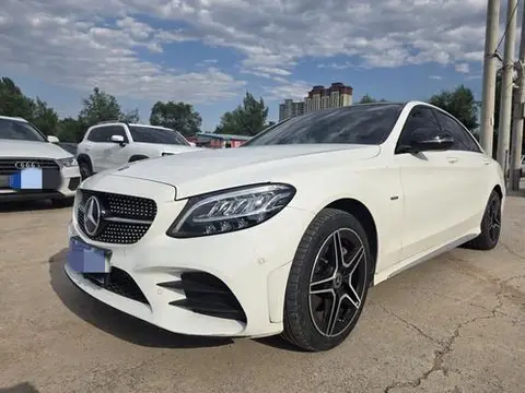 Mercedes-Benz C-Class 2021