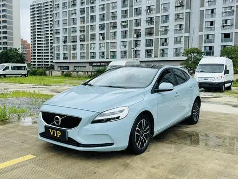 Volvo V40 2016