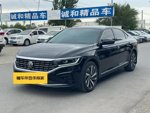 Volkswagen Passat 2022