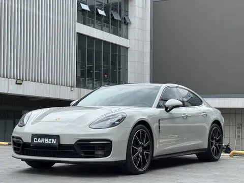 Porsche Panamera 2022