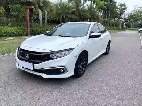 Honda Civic 2019 — фото 1