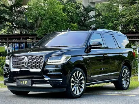 Lincoln 领航员 2019 — фото 1