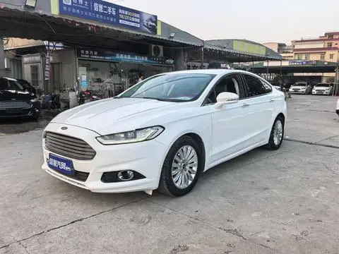 Ford 蒙迪欧 2013