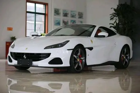 Ferrari Portofino 2021