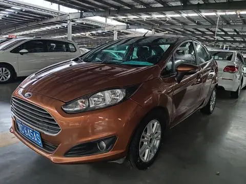 Ford 嘉年华 2013