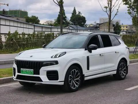 Lynk & Co 09 EM-P 2021